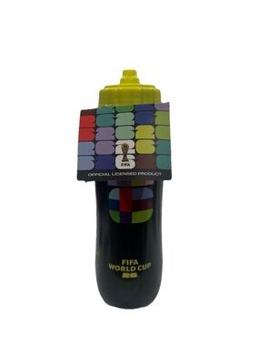 FIFA Official Licensed World Cup ‘26 Squeeze Water Bottle. NWT. 32oz